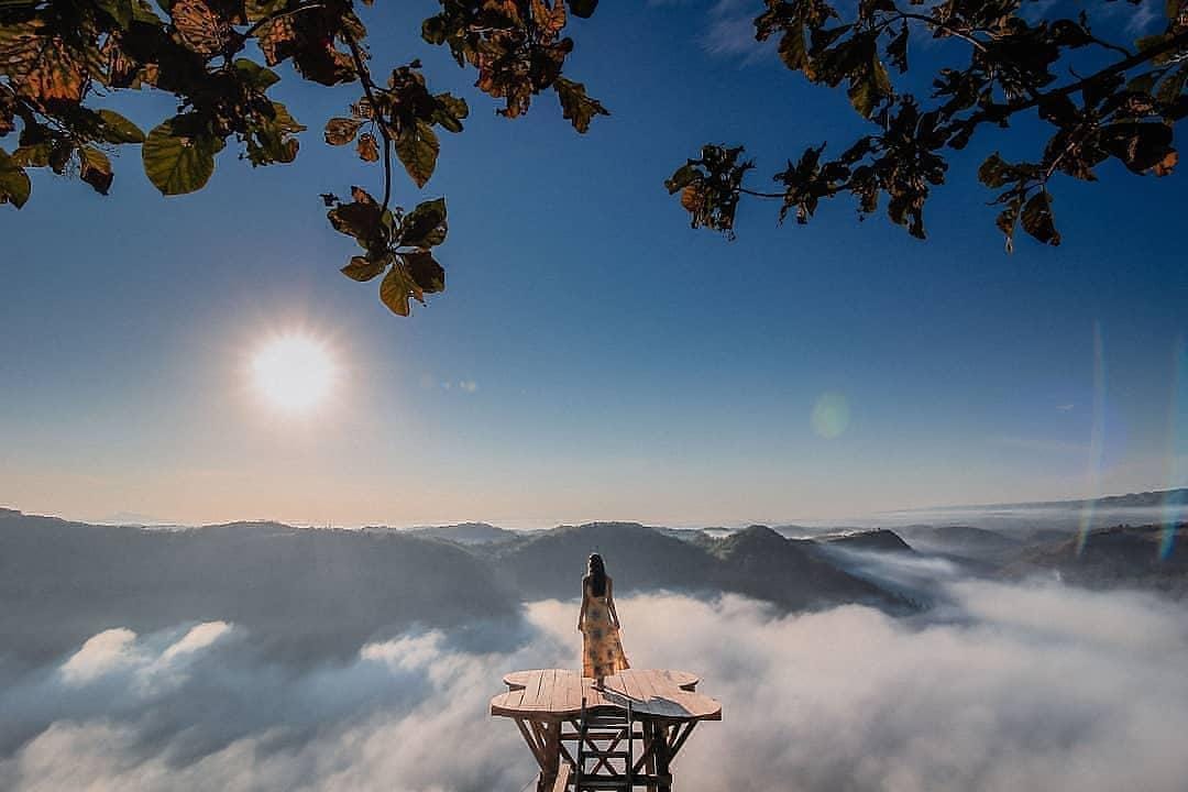 instagram.com/ meetallic