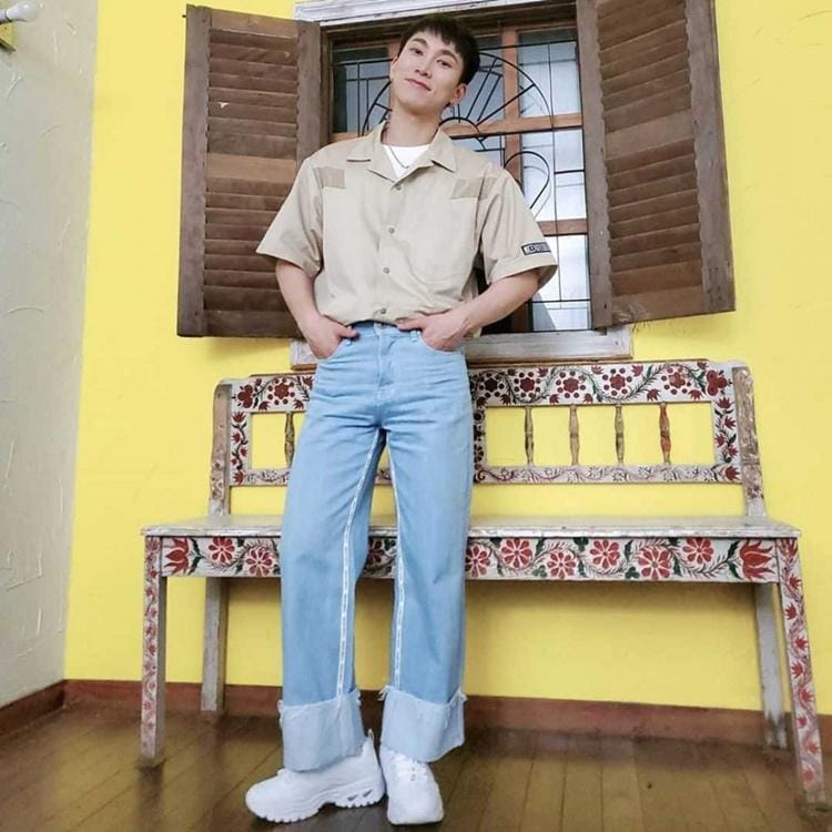 Instagram.com/btob_silver_light