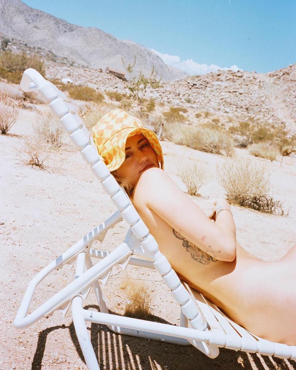 Instagram.com/mileycyrus