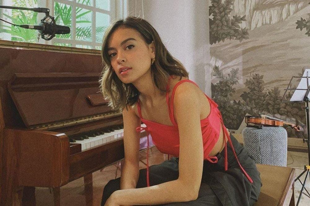 instagram.com/evacelia