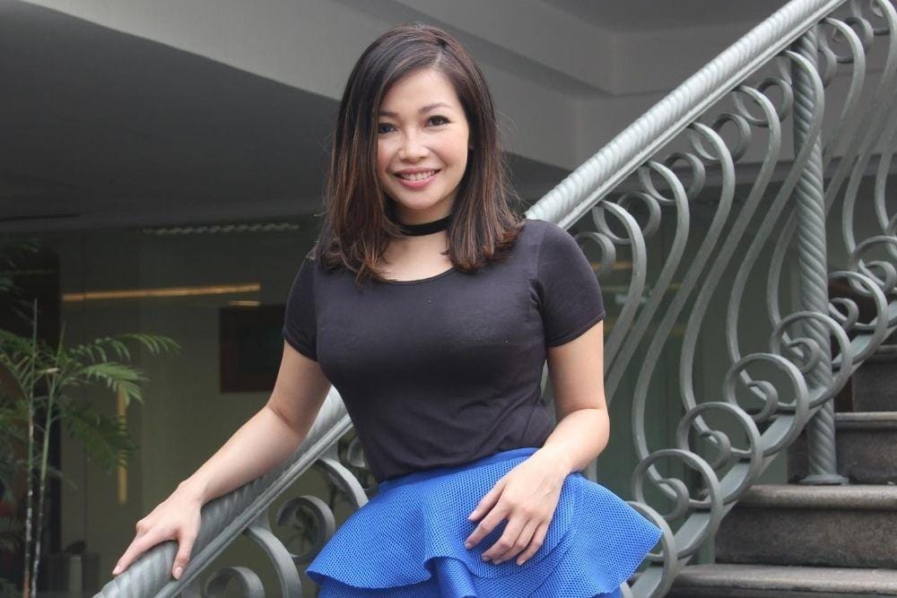 Segera Melepas Lajang di Usia 40 Tahun, Intip 7 Pesona Chef Marinka