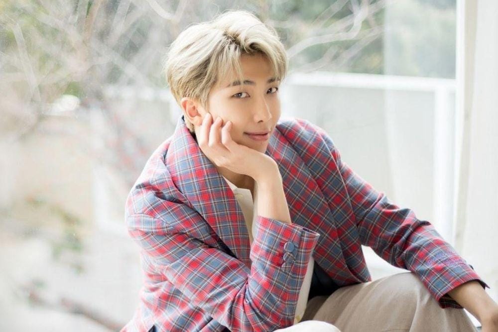 Intip 7 Karisma Leader Boyband Kpop yang bikin Fans Jatuh Hati! 