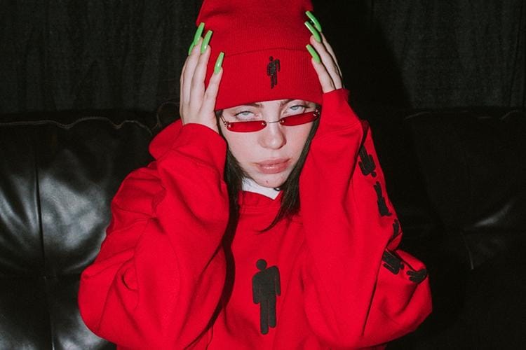 Intip OOTD Artis Kesayanganmu Pakai Hoodie Yuk!
