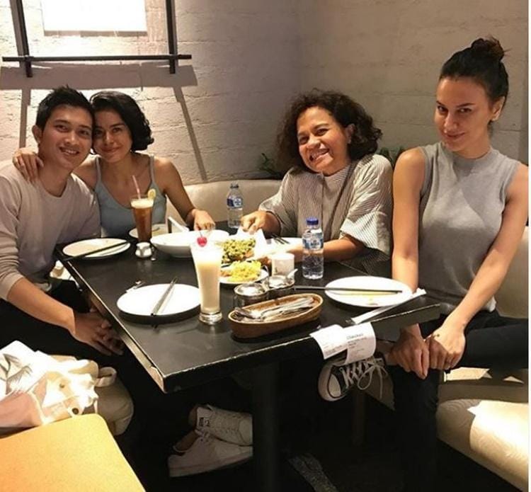 Instagram.com/sophia_latjuba88