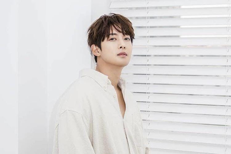 3 Perempuan Ini Pernah Terlibat Skandal Kencan dengan Kim Hyun Joong