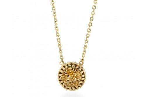 #PopbelaOOTD: Makin Glamor dengan Kalung Pilihan Popbela Ini