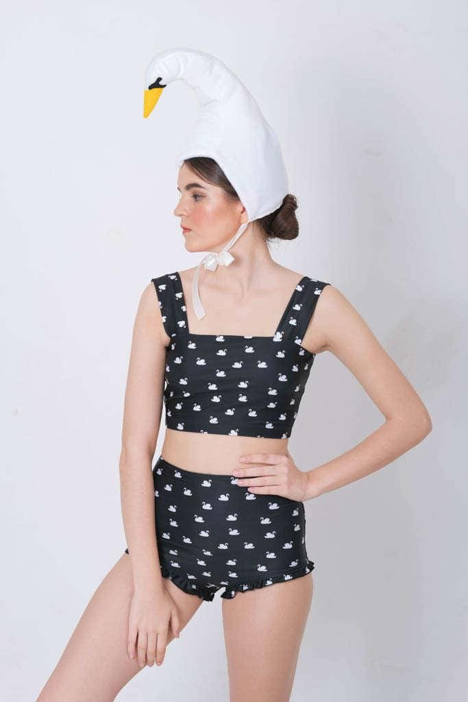 Annekellybeachwear.com