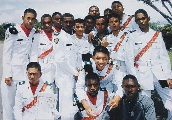 Instagram.com/devamahenra