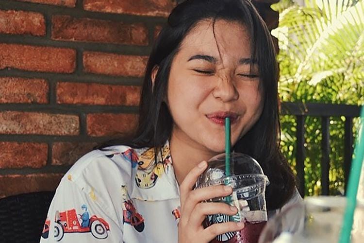 Yuk Intip Gaya Zidny Lathifa, Pacar Iqbaal Ramadhan yang Suka OOTD