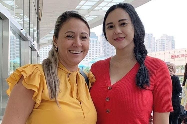 Instagram.com/aurakasih