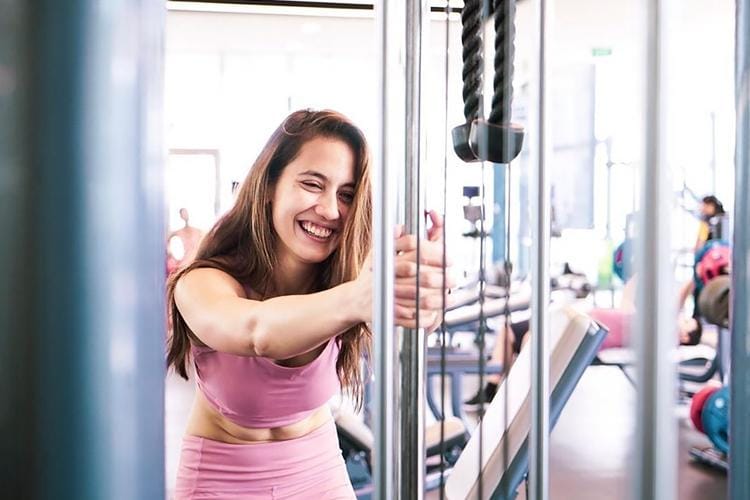 Intip Gaya Super Fresh a La Pevita Pearce Saat Olahraga