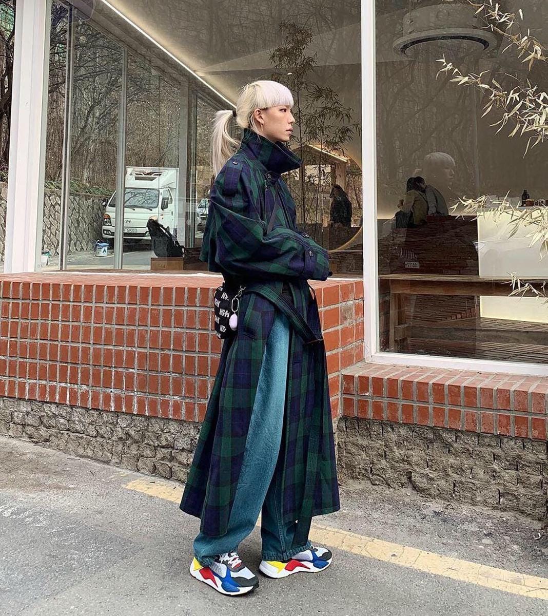 Instagram.com/e__um/
