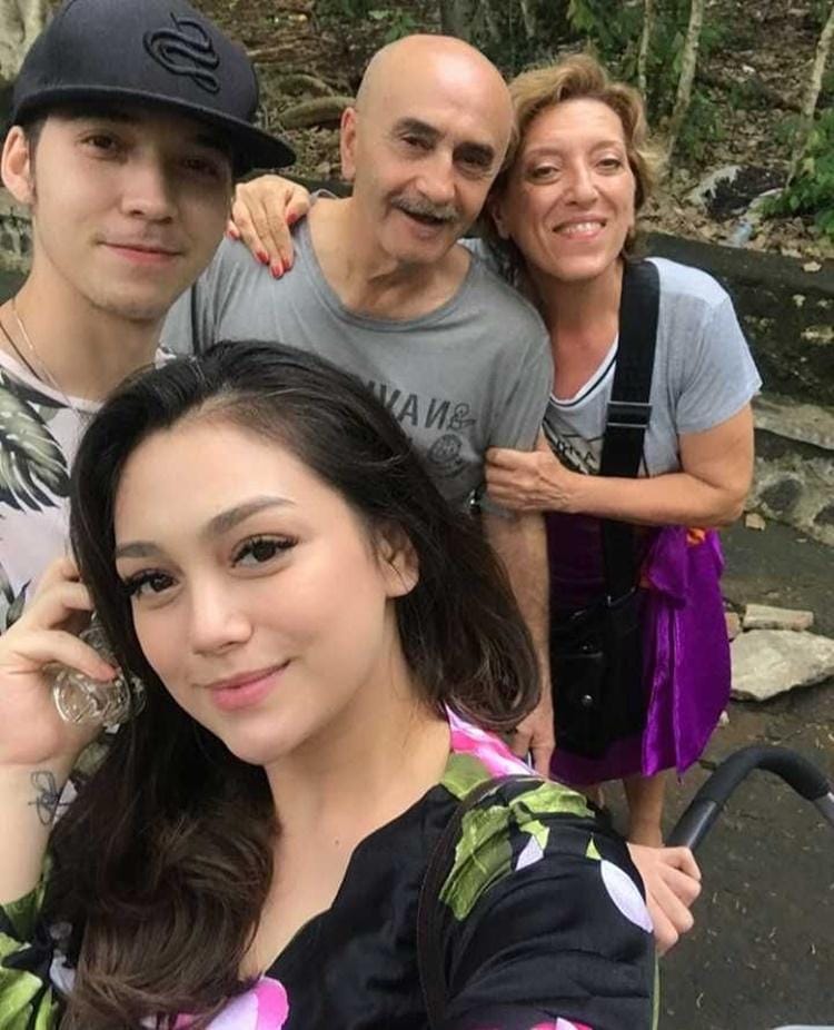 Instagram.com/celine_evangelista