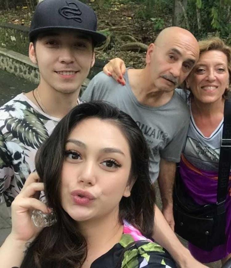 Instagram.com/celine_evangelista