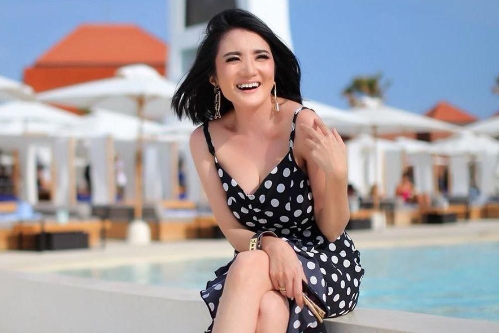 instagram.com/kikiamaliaworld