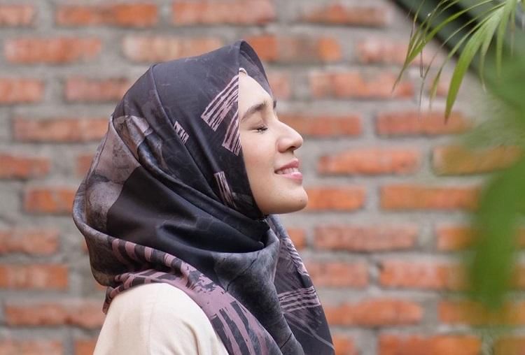 Instagram/dhiniaminarti