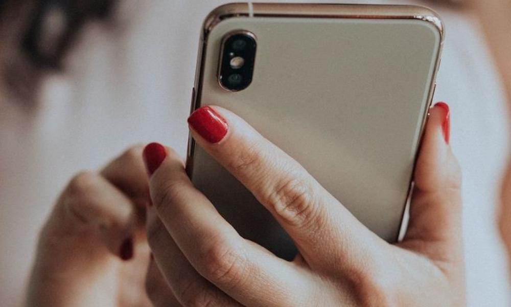 Pinterest.com/Byrawpixel