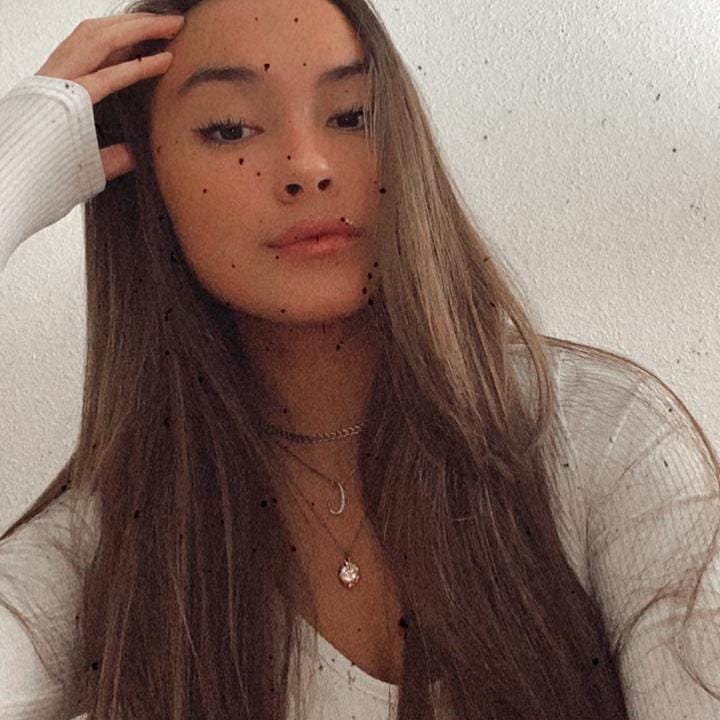 Instagram.com/caitlinhalderman