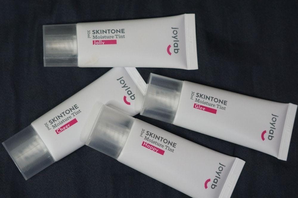 Review: Joylab Skintone Moisture Tint, Pelembap yang Bikin Flawless