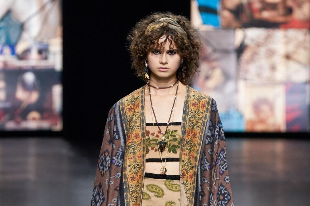 Dior Tampilkan Kain Endek Bali di Koleksi Terbaru Spring 2021