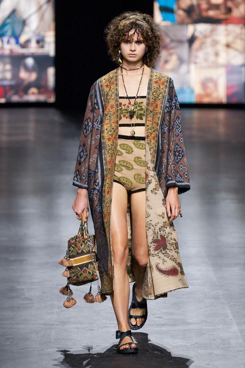 Voguerunway.com