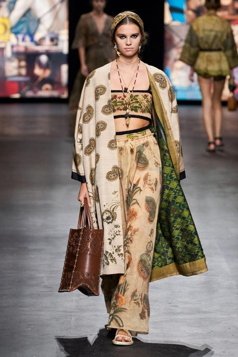 Voguerunway.com