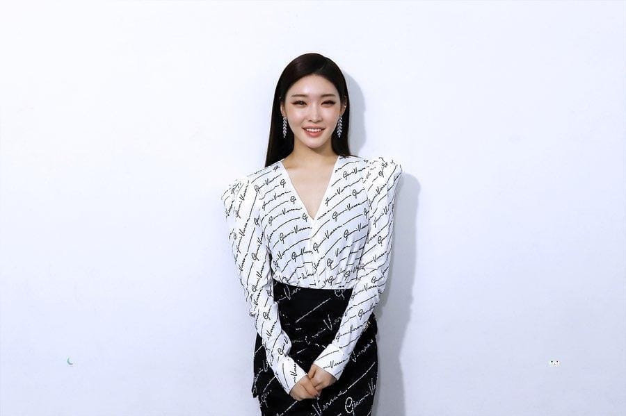 Instagram.com/chungha_official