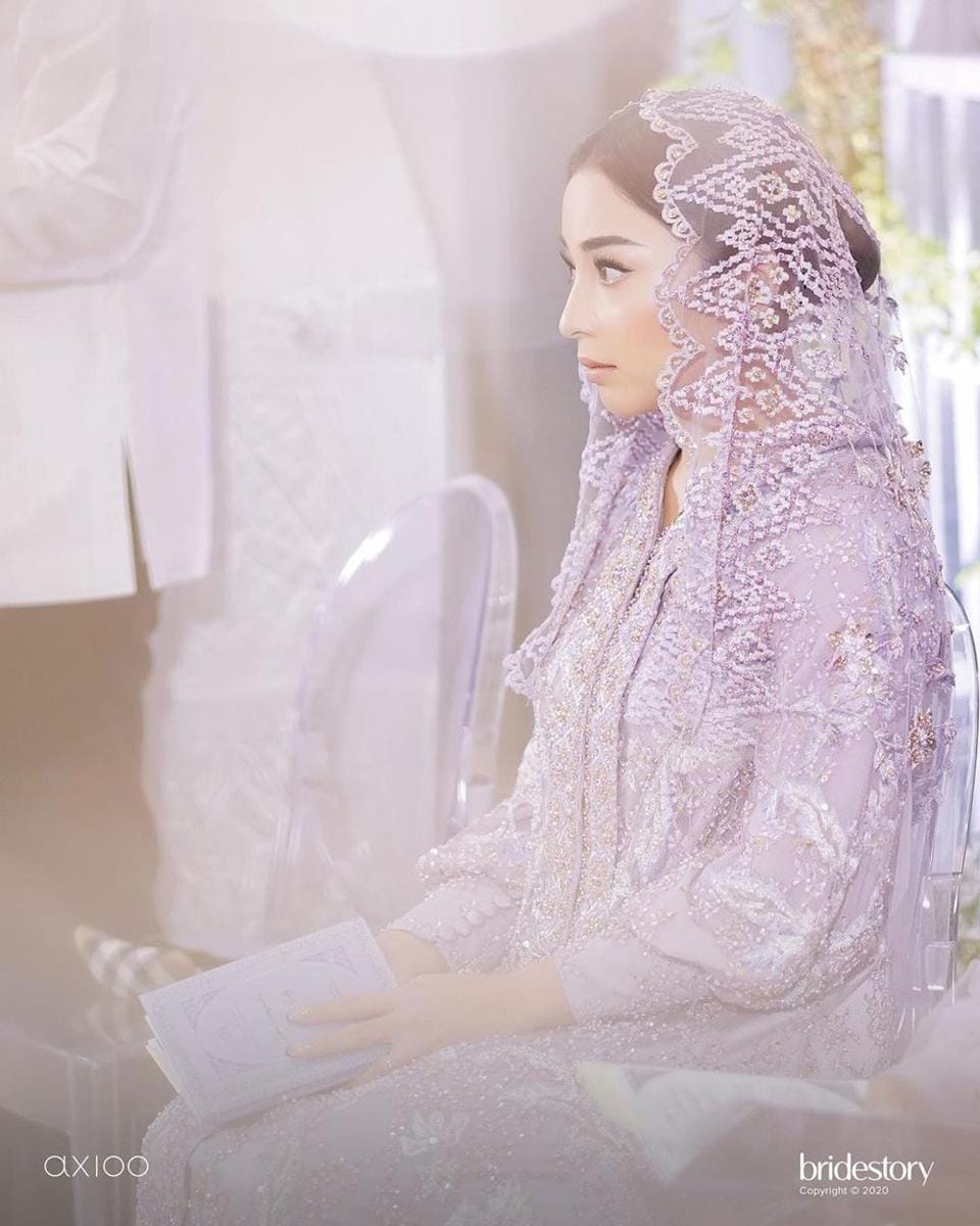 Instagram.com/thebridestory, axioo