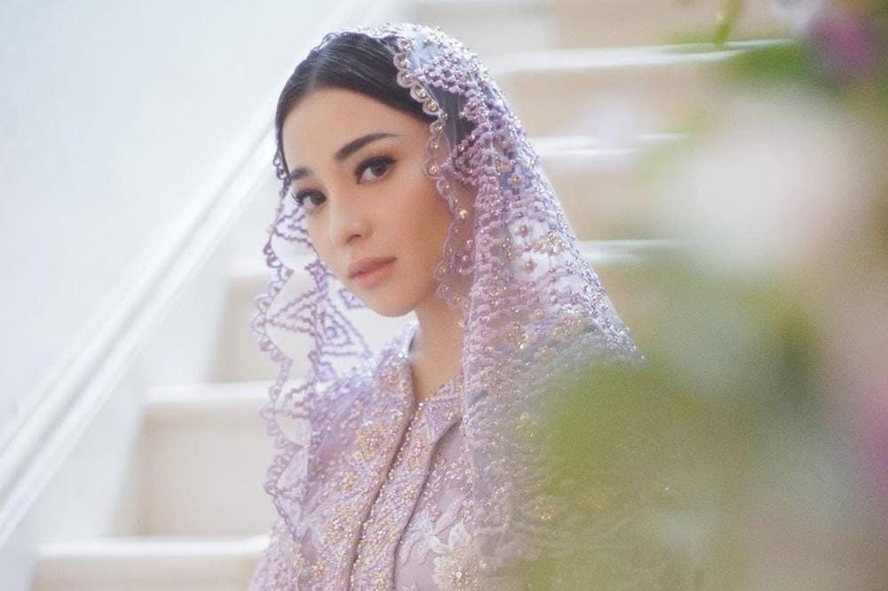 Instagram.com/thebridestory, axioo