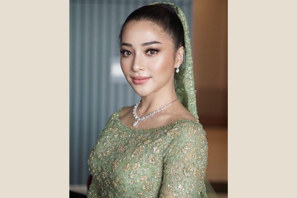 instagram.com/evalovira