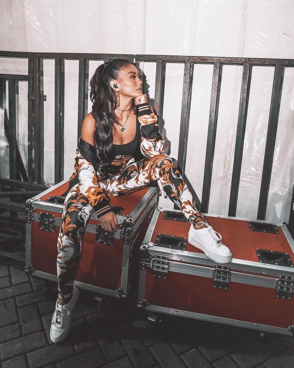 Instagram.com/agnezmo