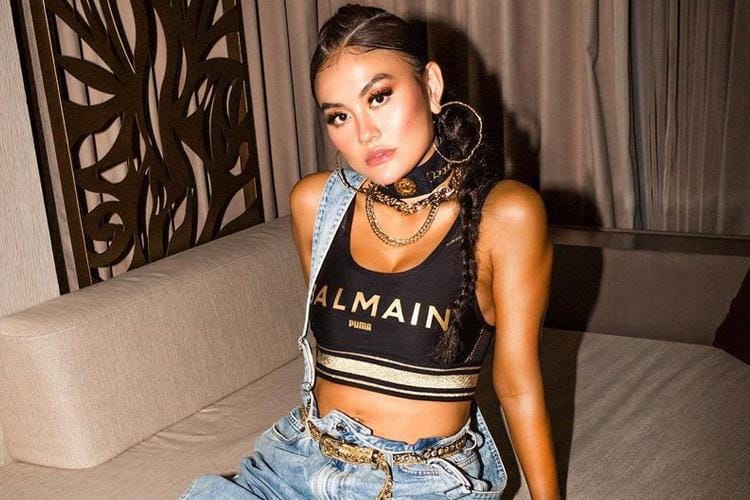 Potret Agnez Mo yang Gayanya Makin Internasional Banget!