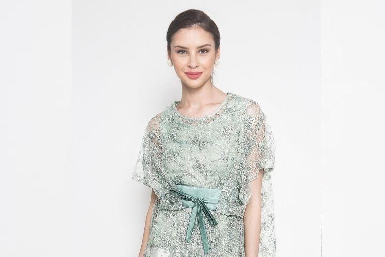 #PopbelaOOTD: Rekomendasi Outfit untuk Hadiri Wisuda Virtual