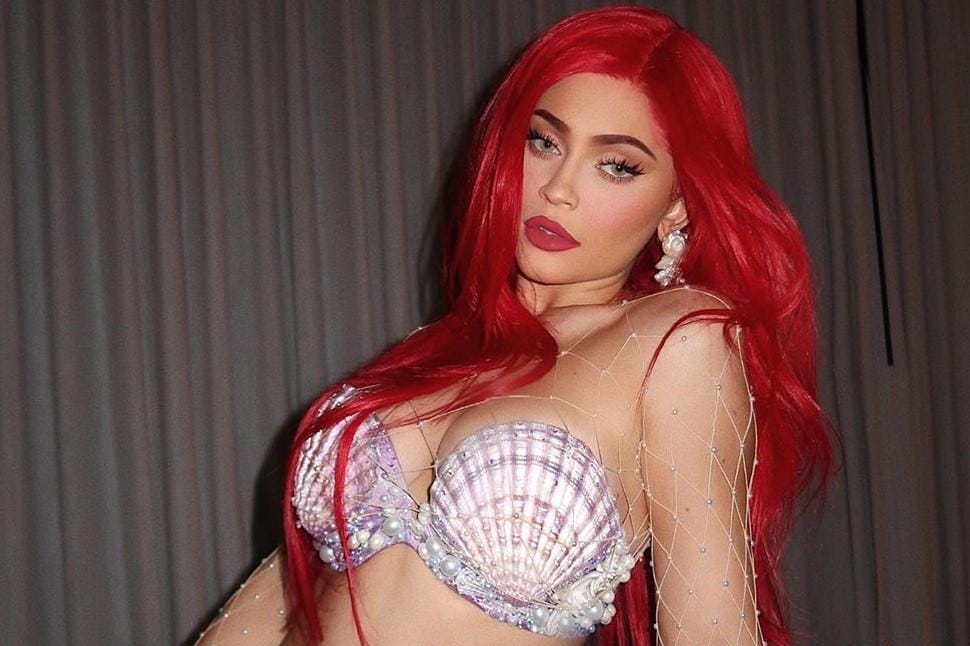 Mengundang Kontroversi, Ini Kostum Halloween Terseksi Kylie Jenner
