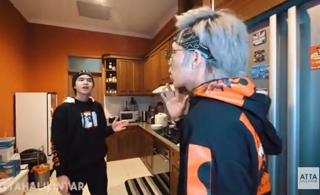 Youtube.com/attahalilintar