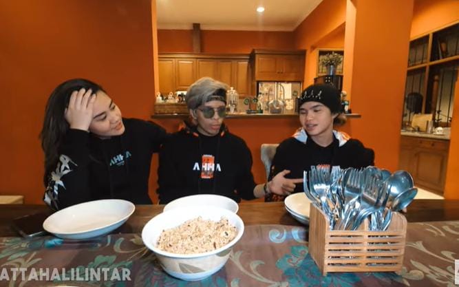 Youtube.com/attahalilintar