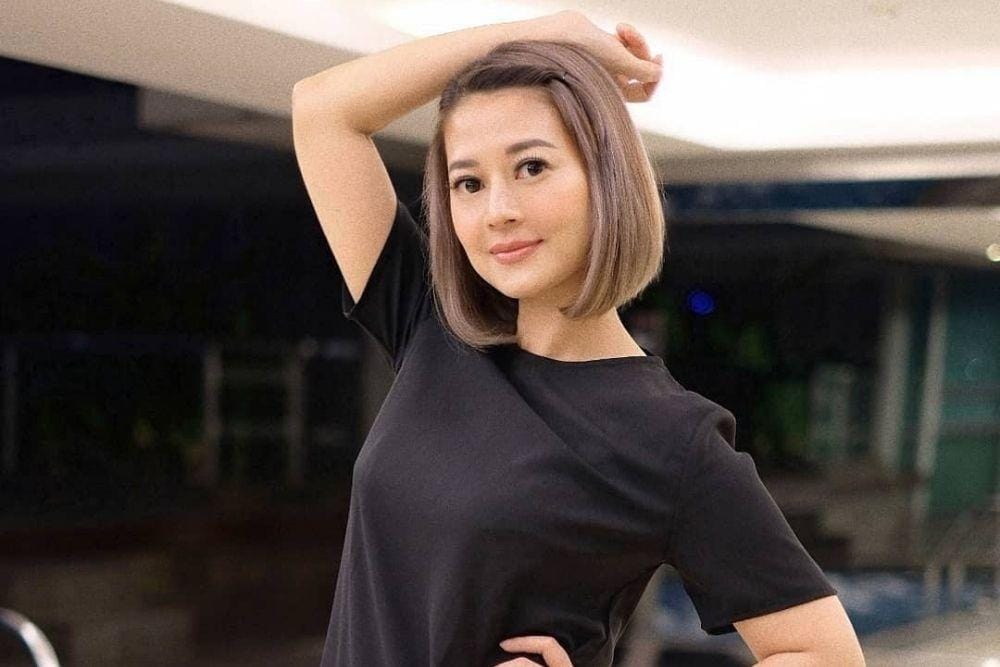 Bening Banget, Intip 7 Pesona Heny Harun di usia 46 tahun!