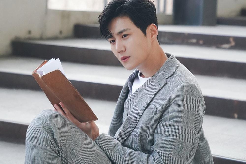 9 Pesona Kim Seon Ho, Second Lead yang Bikin Penonton Jatuh Hati