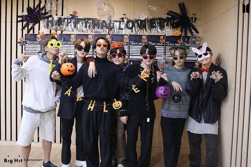 Gaya KPop Idol Rayakan Halloween 2020, Konyol hingga Seksi!