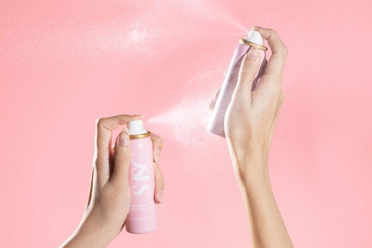 Kulit Sehat dan Makeup Tahan Lama, Kenali Keunggulan Face Mist