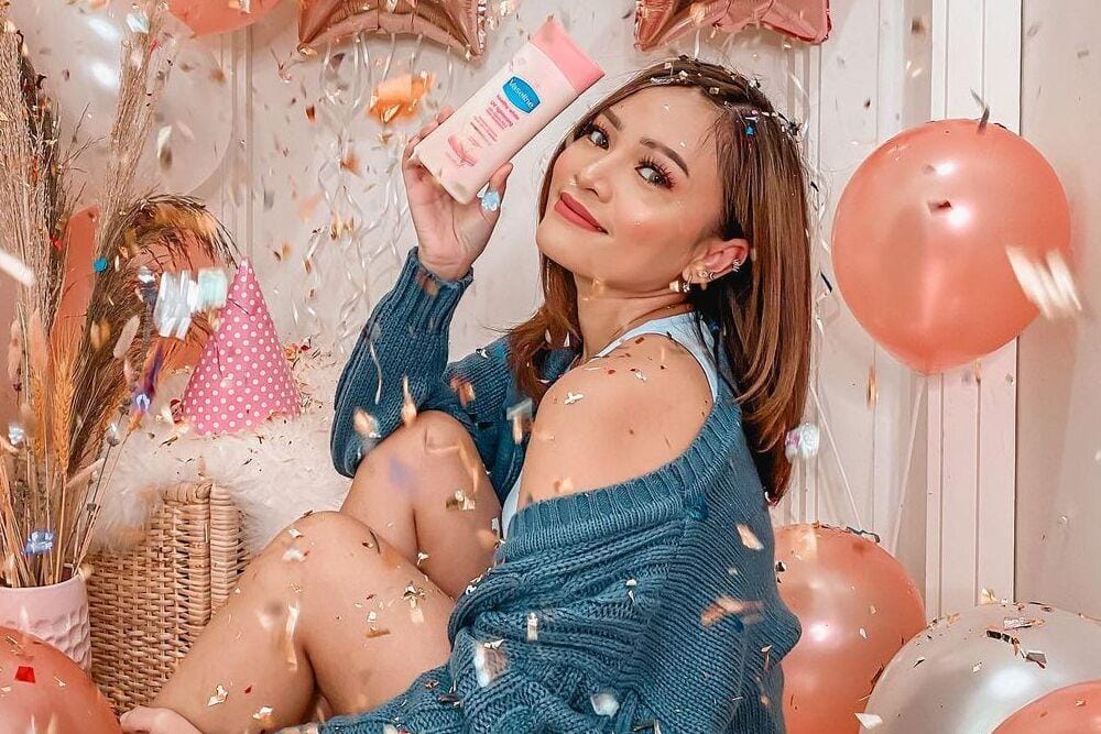 Instagram/rachgoddard