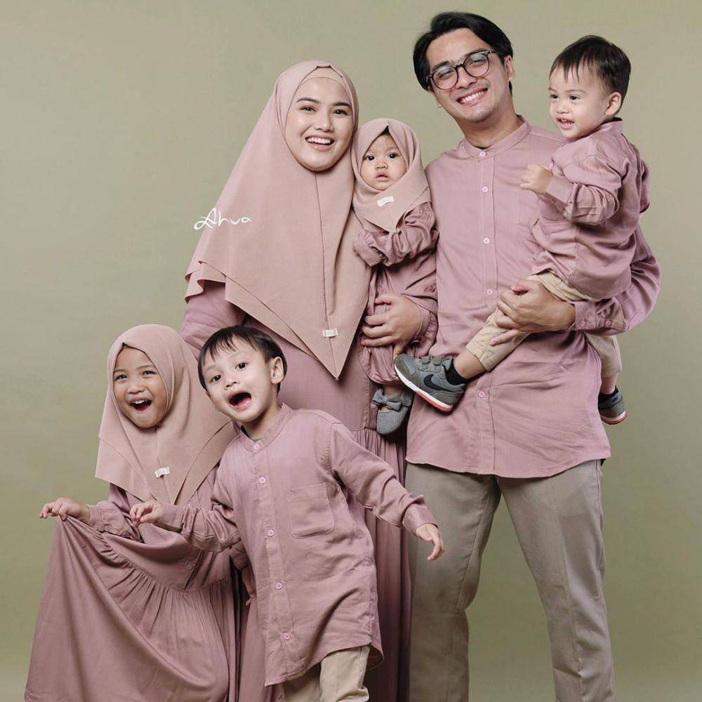 instagram.com/herfiza