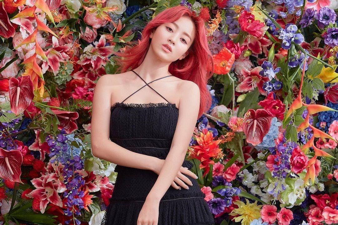 Intip Gaya OOTD Jihyo TWICE, Manis dan Seksi