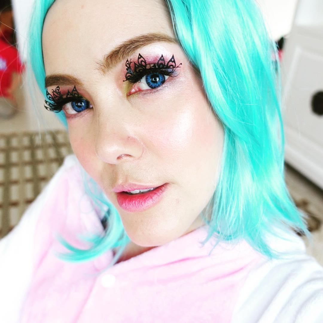 instagram.com/cathysharon/