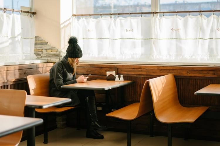 unsplash.com/@rozetsky