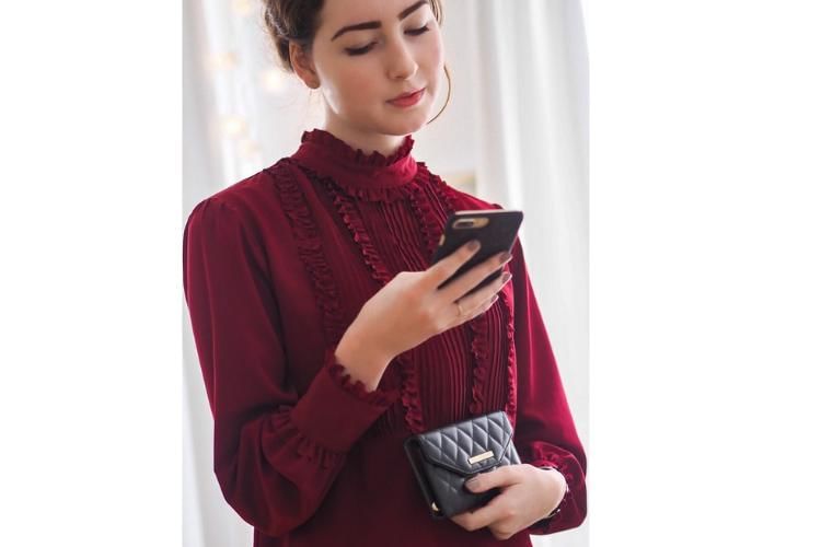 unsplash.com/@laurachouette