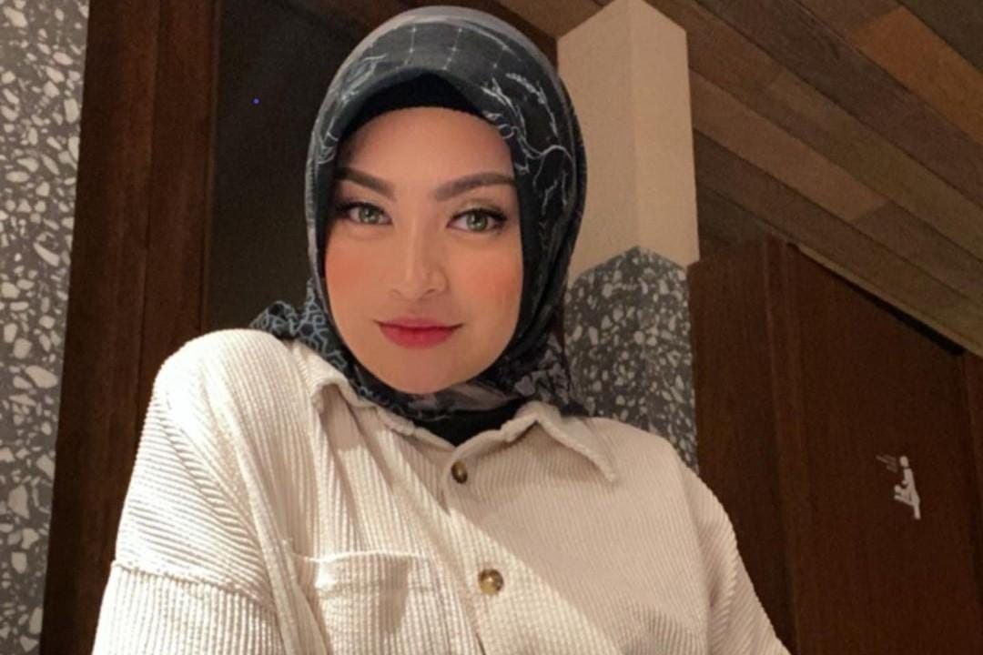 Intip Gaya Hijab Nathalie Holscher, Perempuan yang Resmi Dinikahi Sule