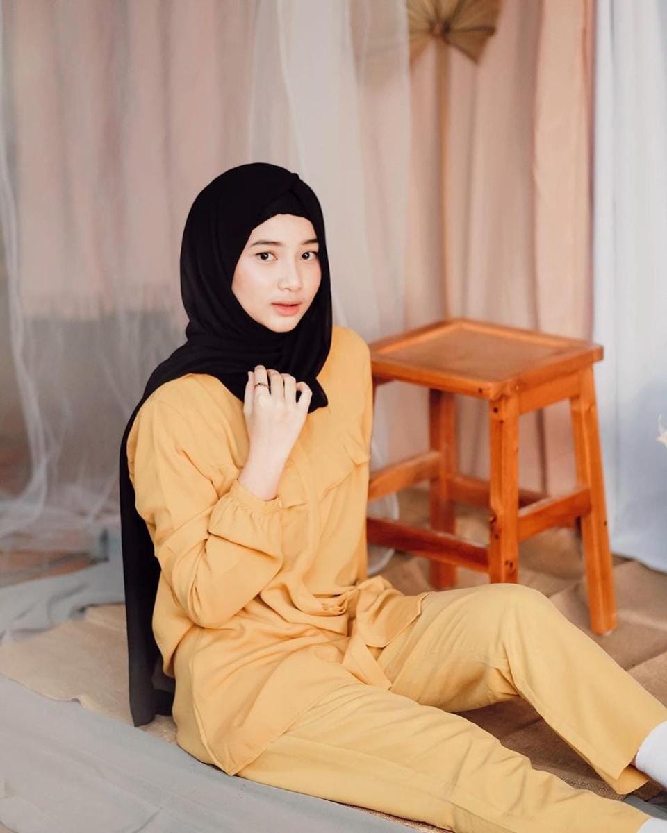 Instagram.com/ansellmaputri