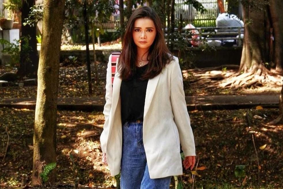 Intip Gaya Olivia Allan, Istri Sah Denny Sumargo