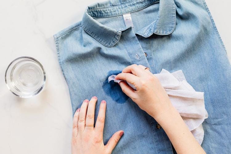 Cara Menghilangkan Noda Karat di Baju